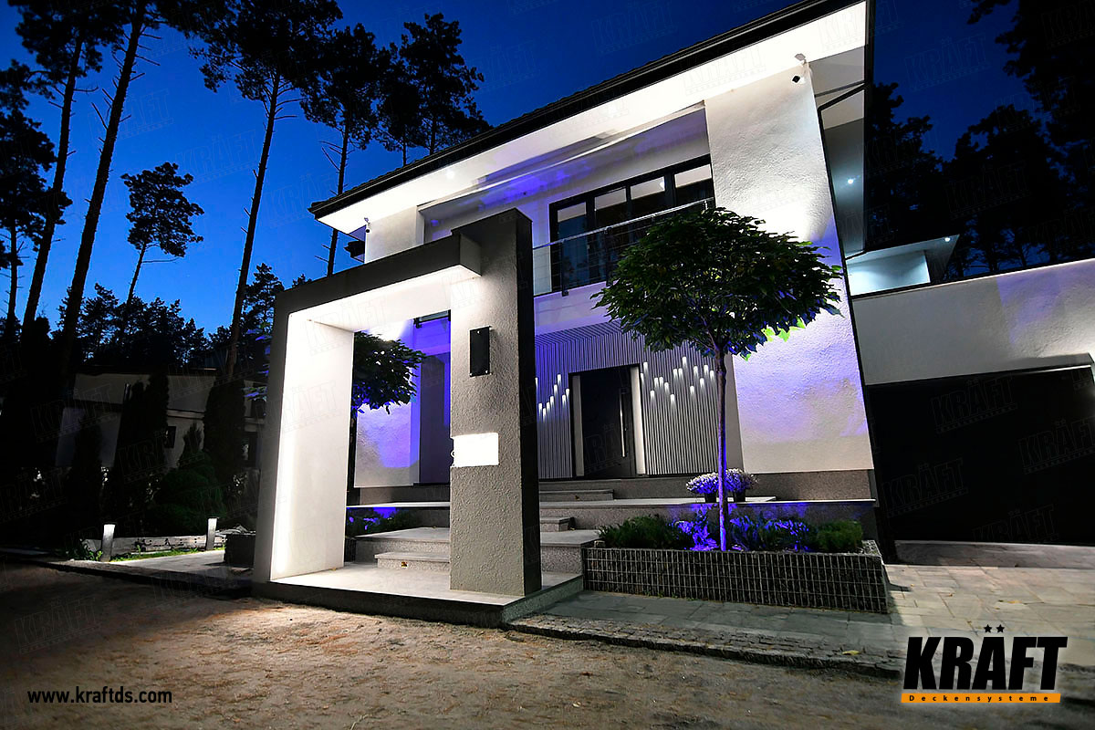 Wjazdy i zadaszenia z listwy kubicznej KRAFT na konkretnych przykładach