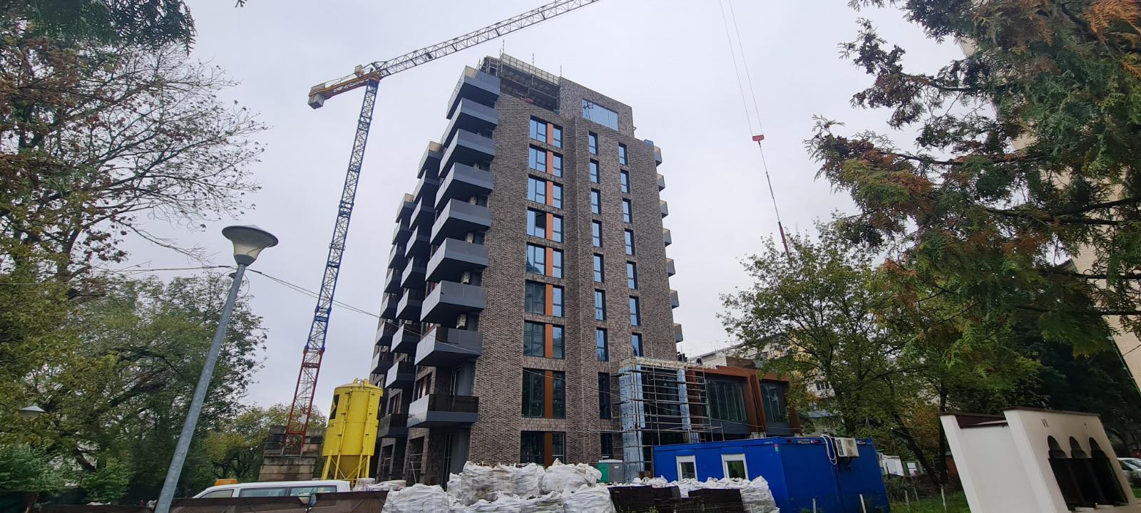 Sufity listwowe KRAFT w prestiżowym kompleksie mieszkaniowym w Rumunii