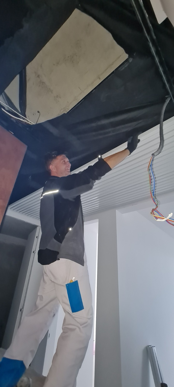 Sufity listwowe KRAFT w prestiżowym kompleksie mieszkaniowym w Rumunii