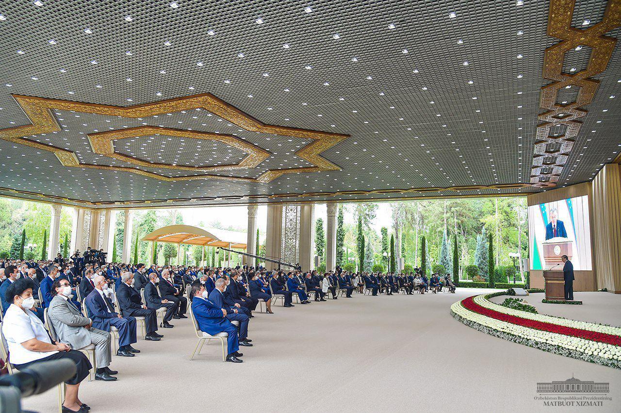 Sufit podwieszany rastrowy KRAFT w rezydencji Koʼksaroy Prezydent Republiki Uzbekistanu