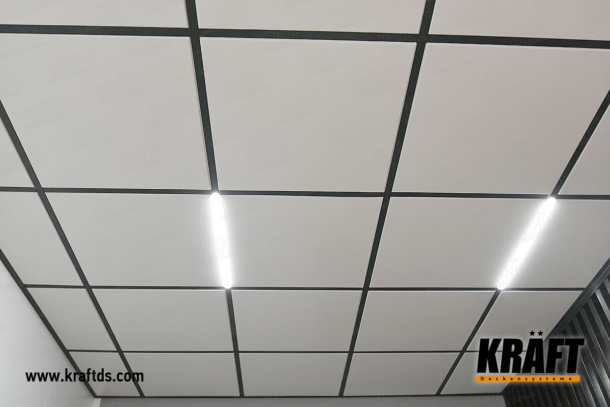 Salon sufitów podwieszanych KRAFT: Lampy KRAFT Led, T-profil, płyty, listwa kubiczna, sufit rastrowy (w tym „żaluzje”) w różnych kolorach i rozmiarach