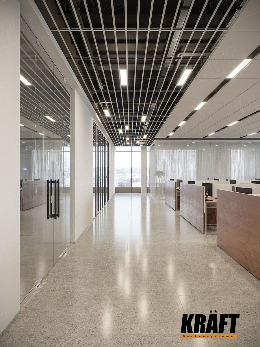Sufit podwieszany z T-profili KRAFT we wnętrzu biura