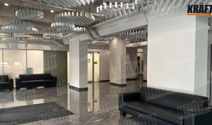 Finansowe zaufanie od sufitu: jak KRAFT kształtuje atmosferę nowoczesnego banku